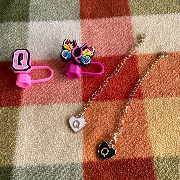 Personalized‎ Water Bottle Accessories letter Q - Picture 1 of 3